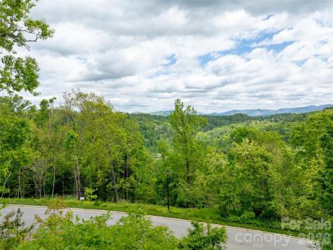 124 Summit Tower Circle Asheville NC 28804