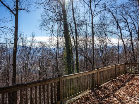 933 Dogwood Trail Waynesville NC 28786