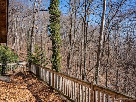 933 Dogwood Trail Waynesville NC 28786