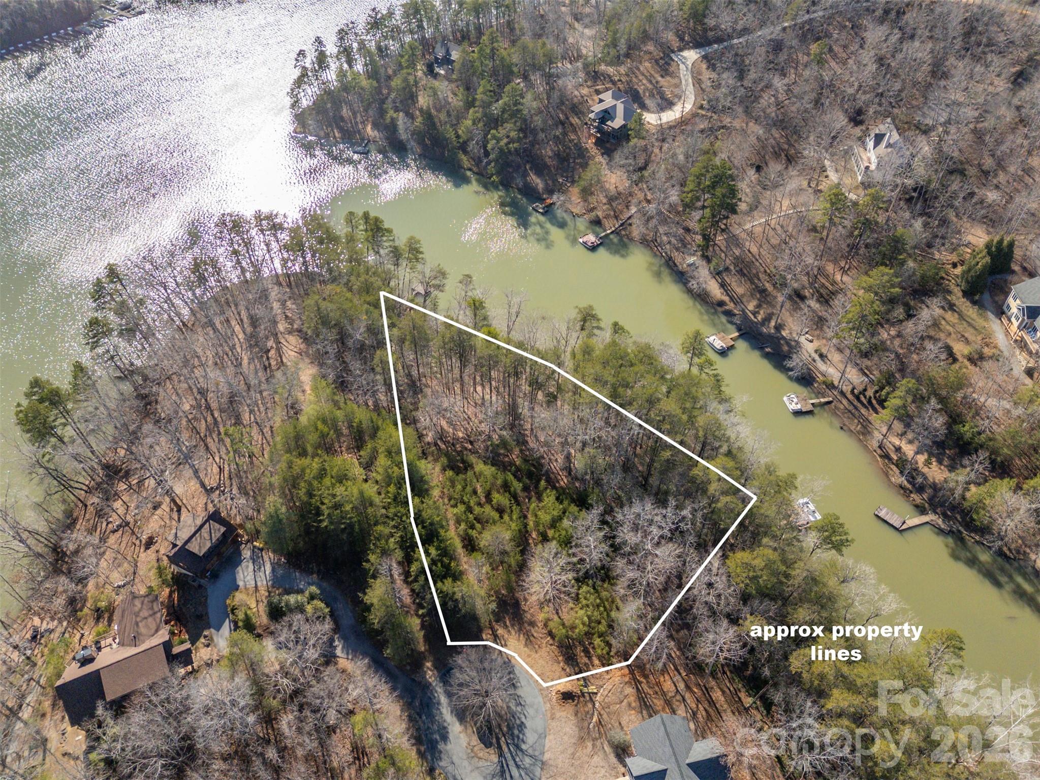 000 Indian Summer Lane Mill Spring NC 28756