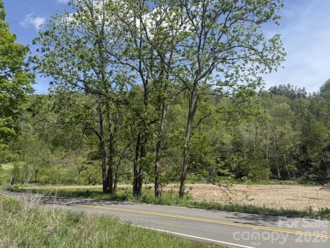 2681 Harrell Hill Road Bakersville NC 28705