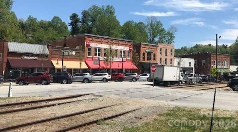 00 Charleston Harbor Drive Saluda NC 28773