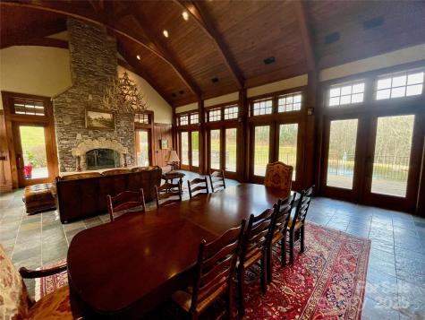 125 Stoneledge Lane Blowing Rock NC 28605