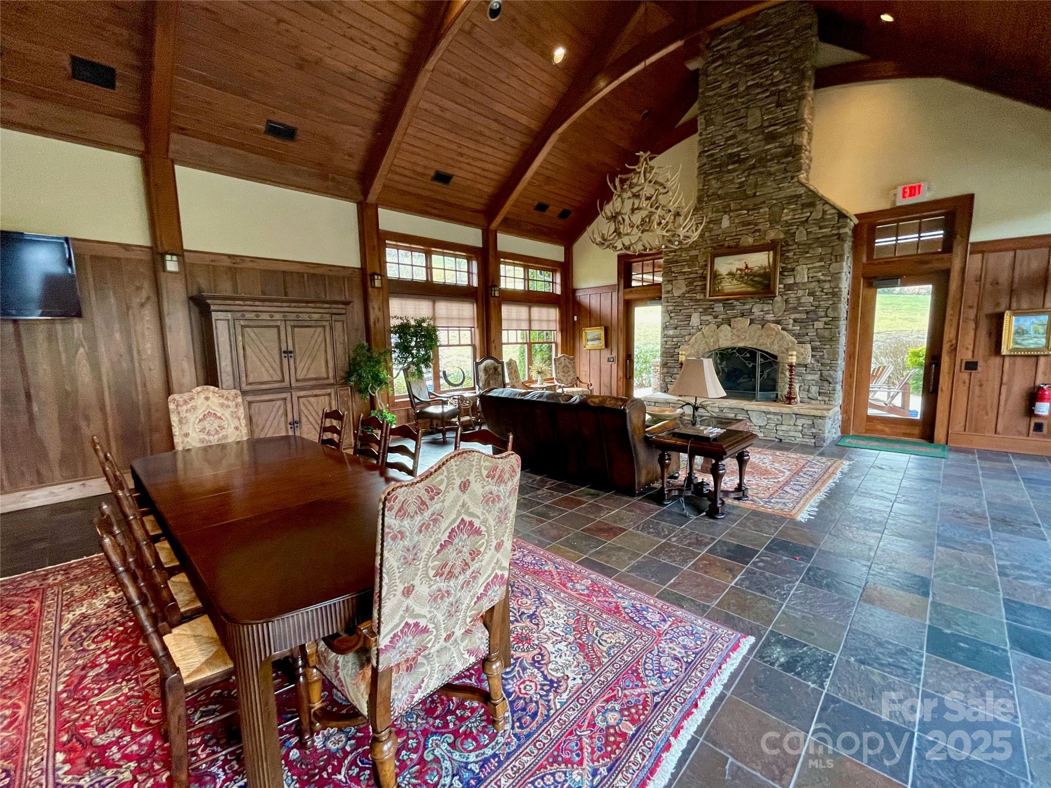 125 Stoneledge Lane Blowing Rock NC 28605