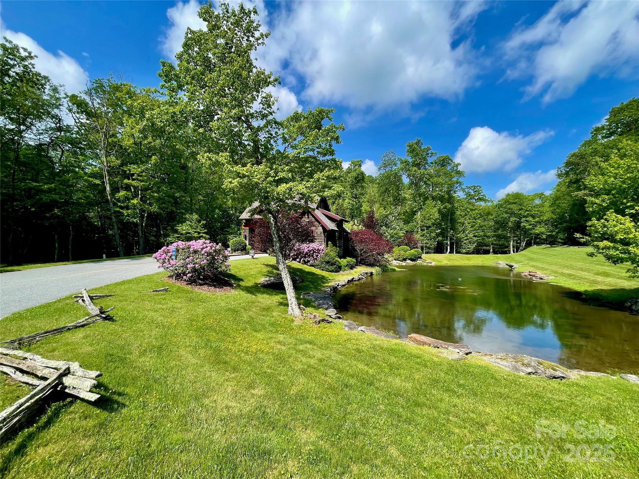 125 Stoneledge Lane Blowing Rock NC 28605