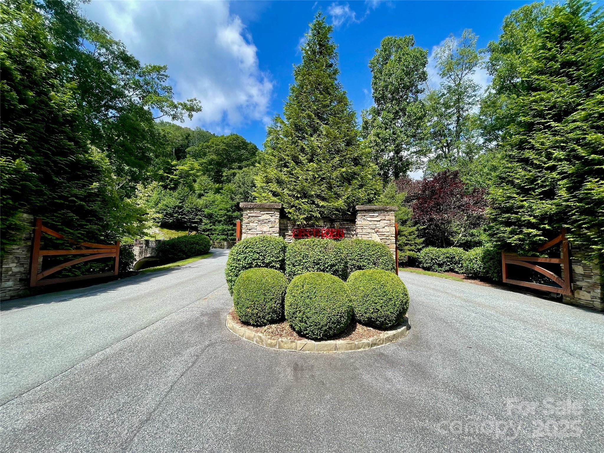 125 Stoneledge Lane Blowing Rock NC 28605