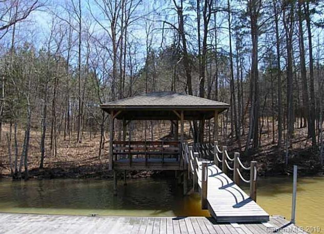 6652 Goose Point Drive Denver NC 28037