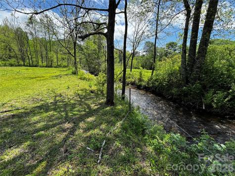 1659 Mountain Creek Road Robbinsville NC 28871