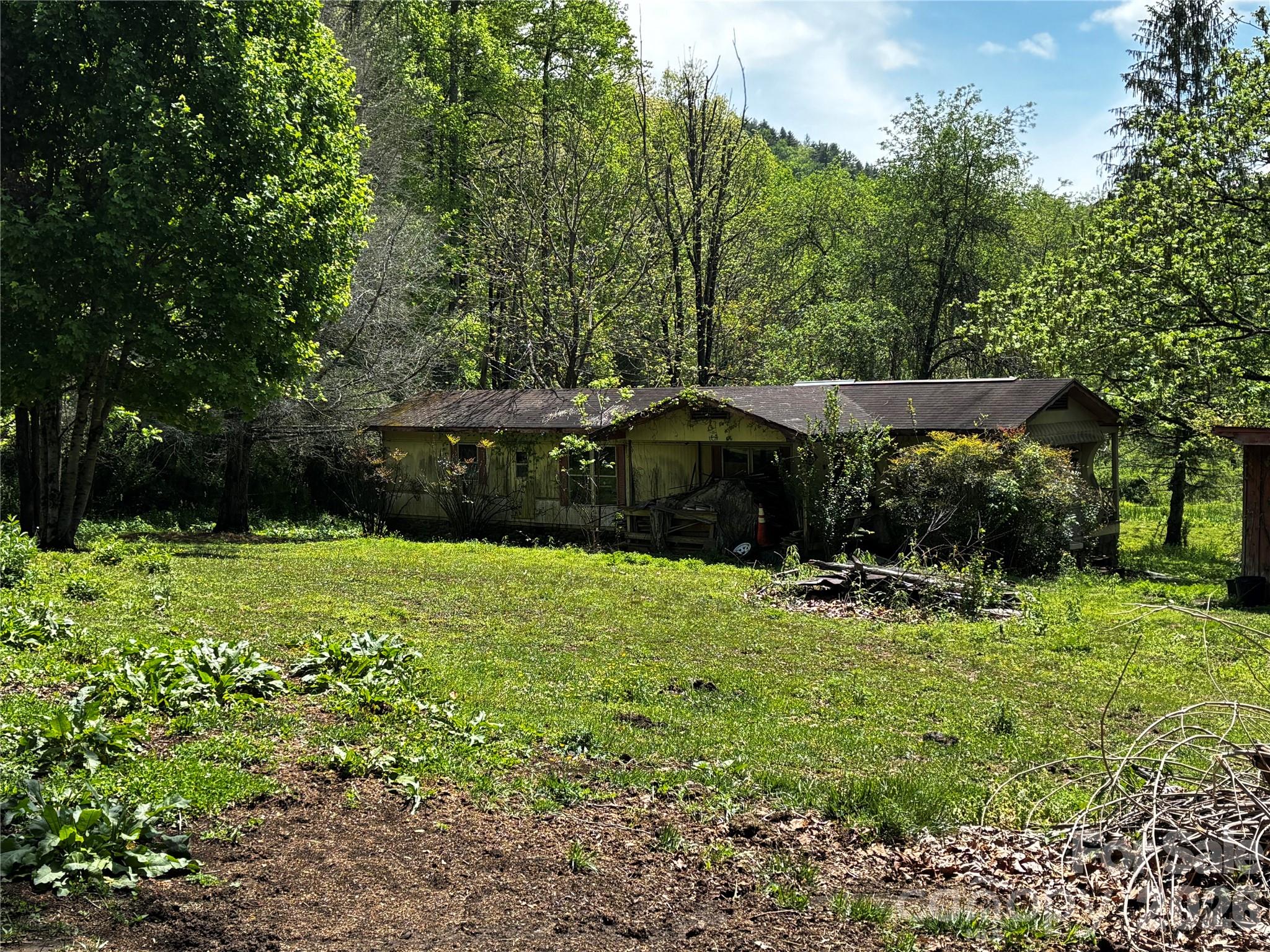 1659 Mountain Creek Road Robbinsville NC 28871