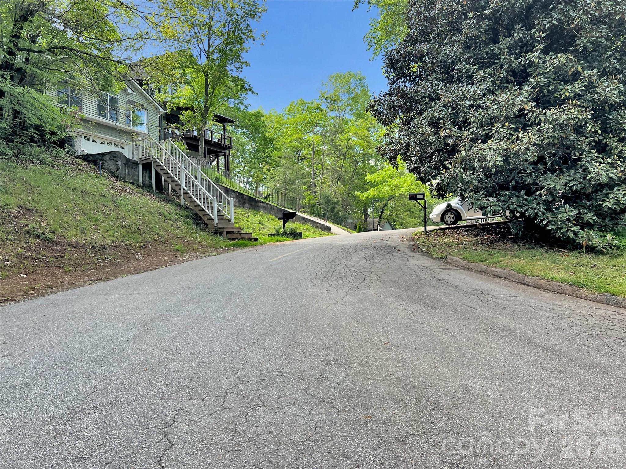 186 Aldersgate Road Waynesville NC 28786