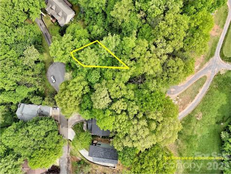 186 Aldersgate Road Waynesville NC 28786