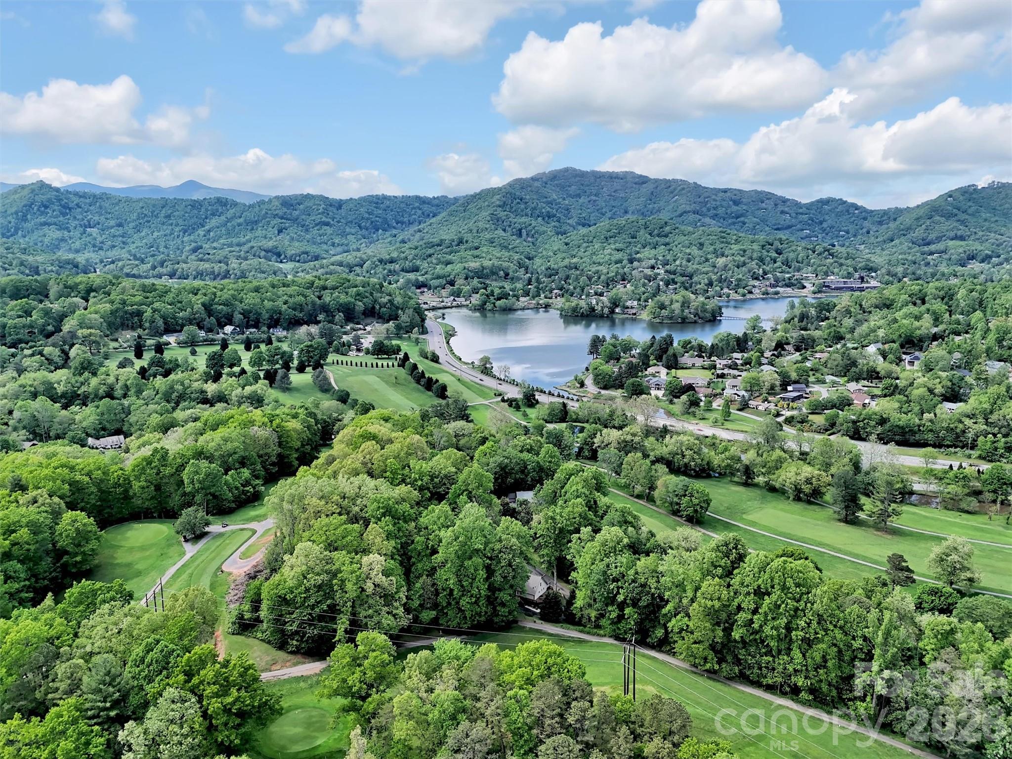 186 Aldersgate Road Waynesville NC 28786