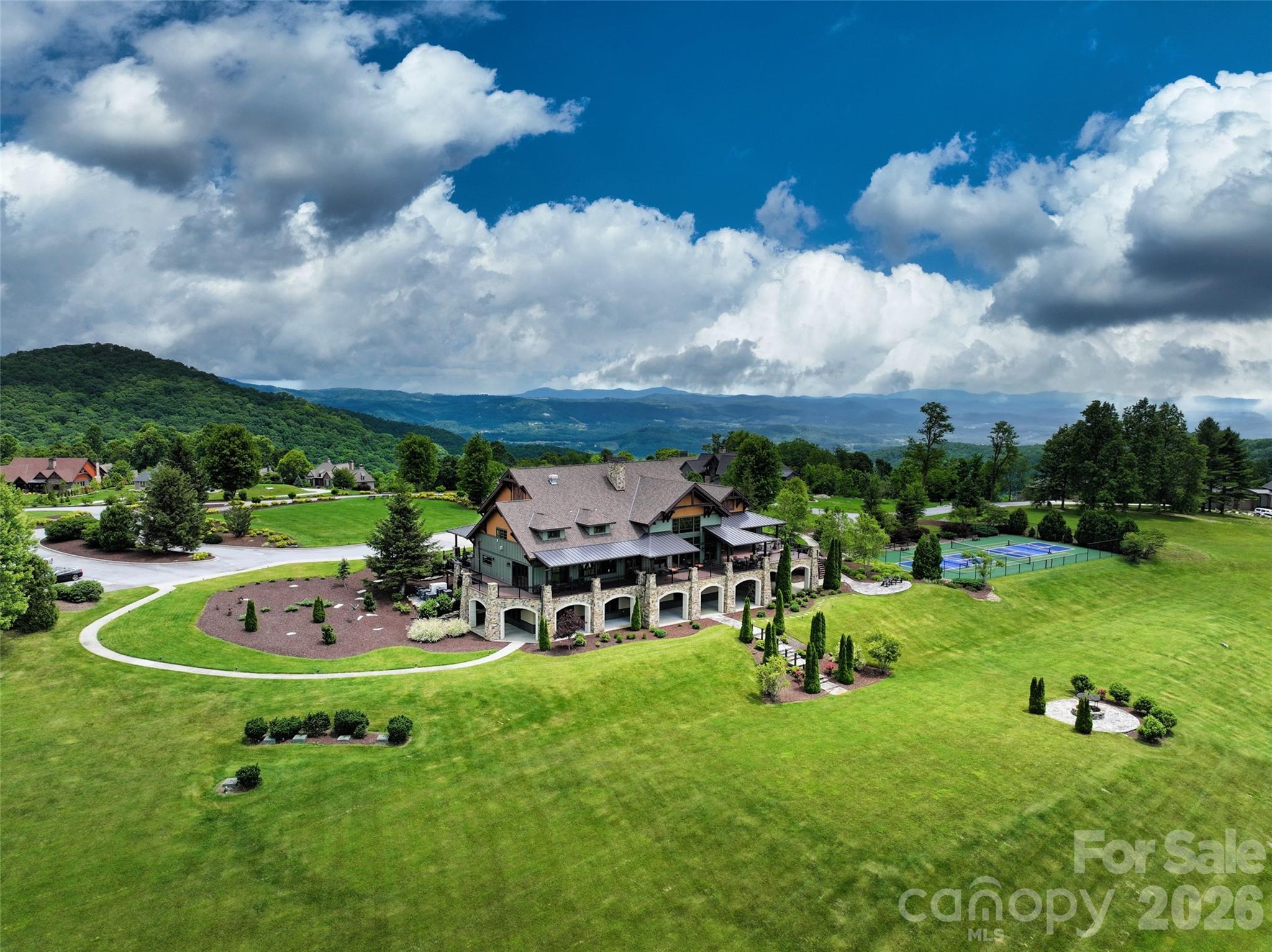 416 Summerset Drive Hendersonville NC 28792