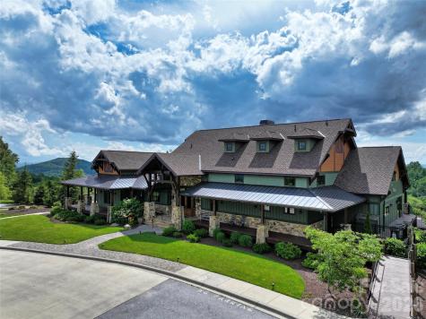 416 Summerset Drive Hendersonville NC 28792