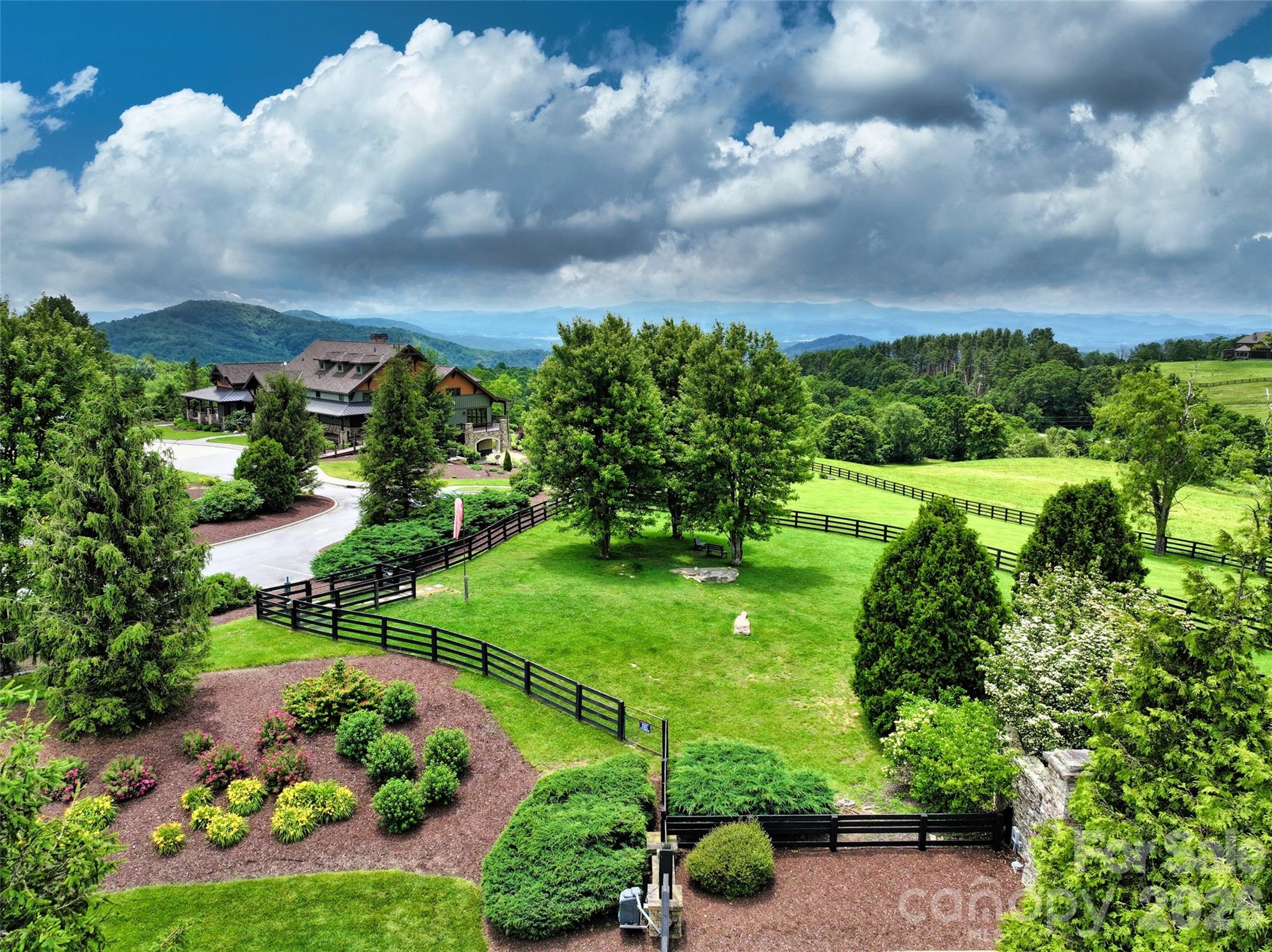 416 Summerset Drive Hendersonville NC 28792