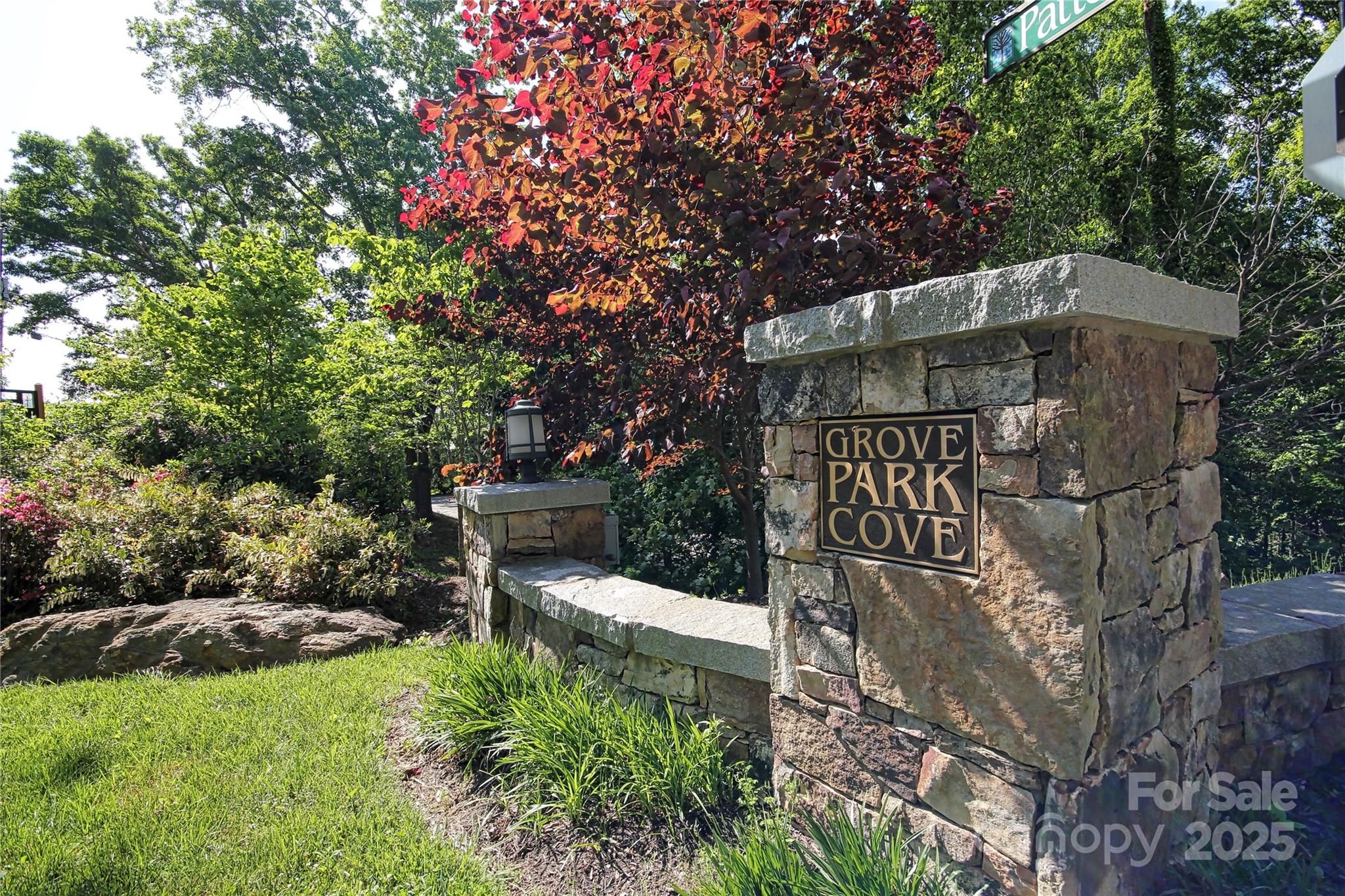 68 Wolfebridge Lane Asheville NC 28804