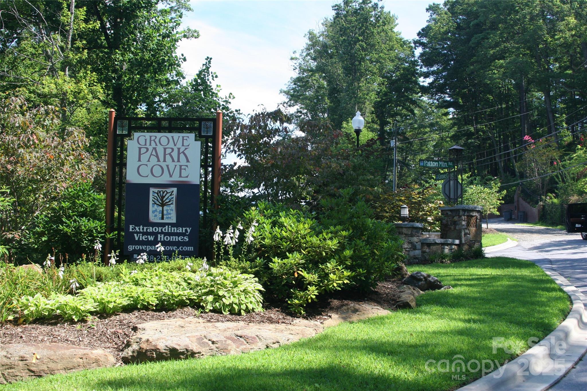 68 Wolfebridge Lane Asheville NC 28804