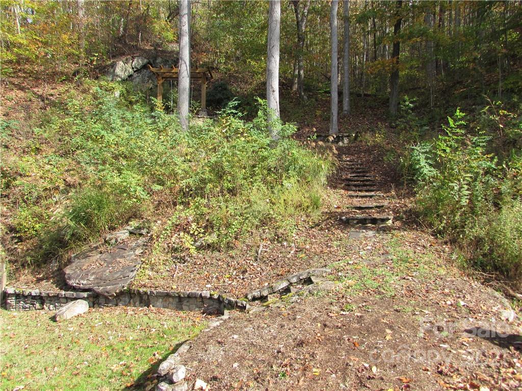 E- 8 Red Wolf Run Mars Hill NC 28754