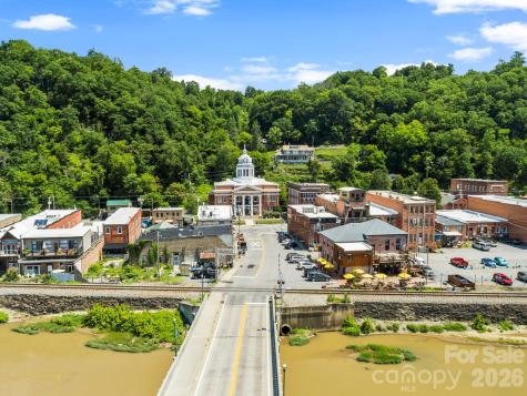 1231 Baileys Branch Road Marshall NC 28753