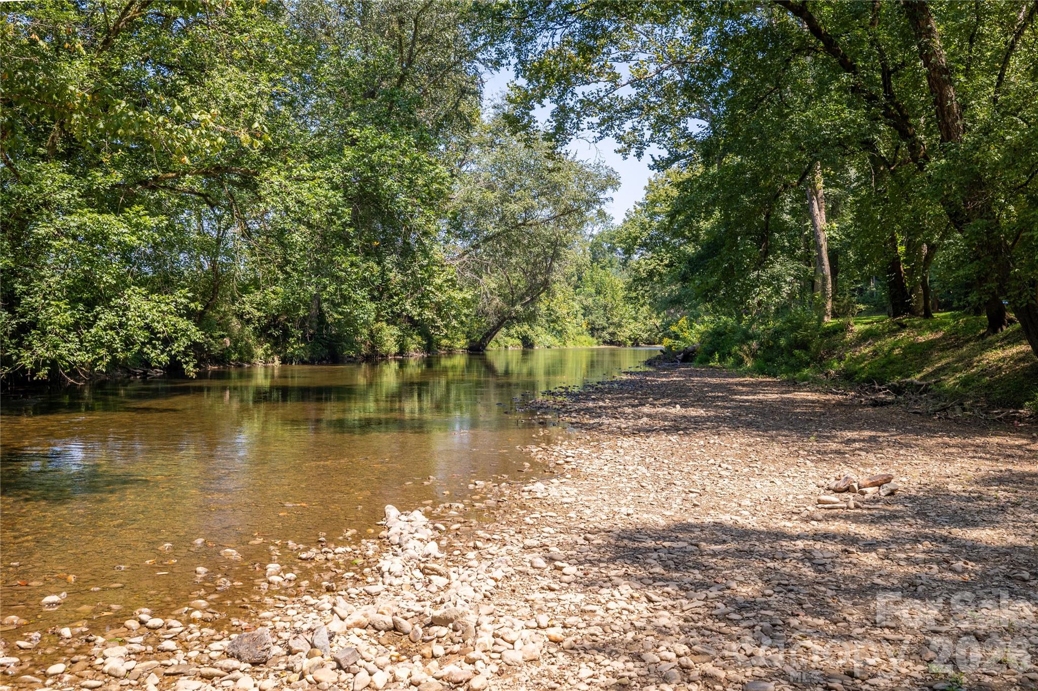 2042 Shadow Ridge Trail Lenoir NC 28645