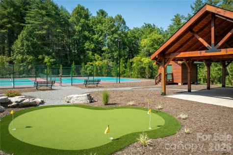 2042 Shadow Ridge Trail Lenoir NC 28645