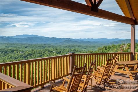 2042 Shadow Ridge Trail Lenoir NC 28645