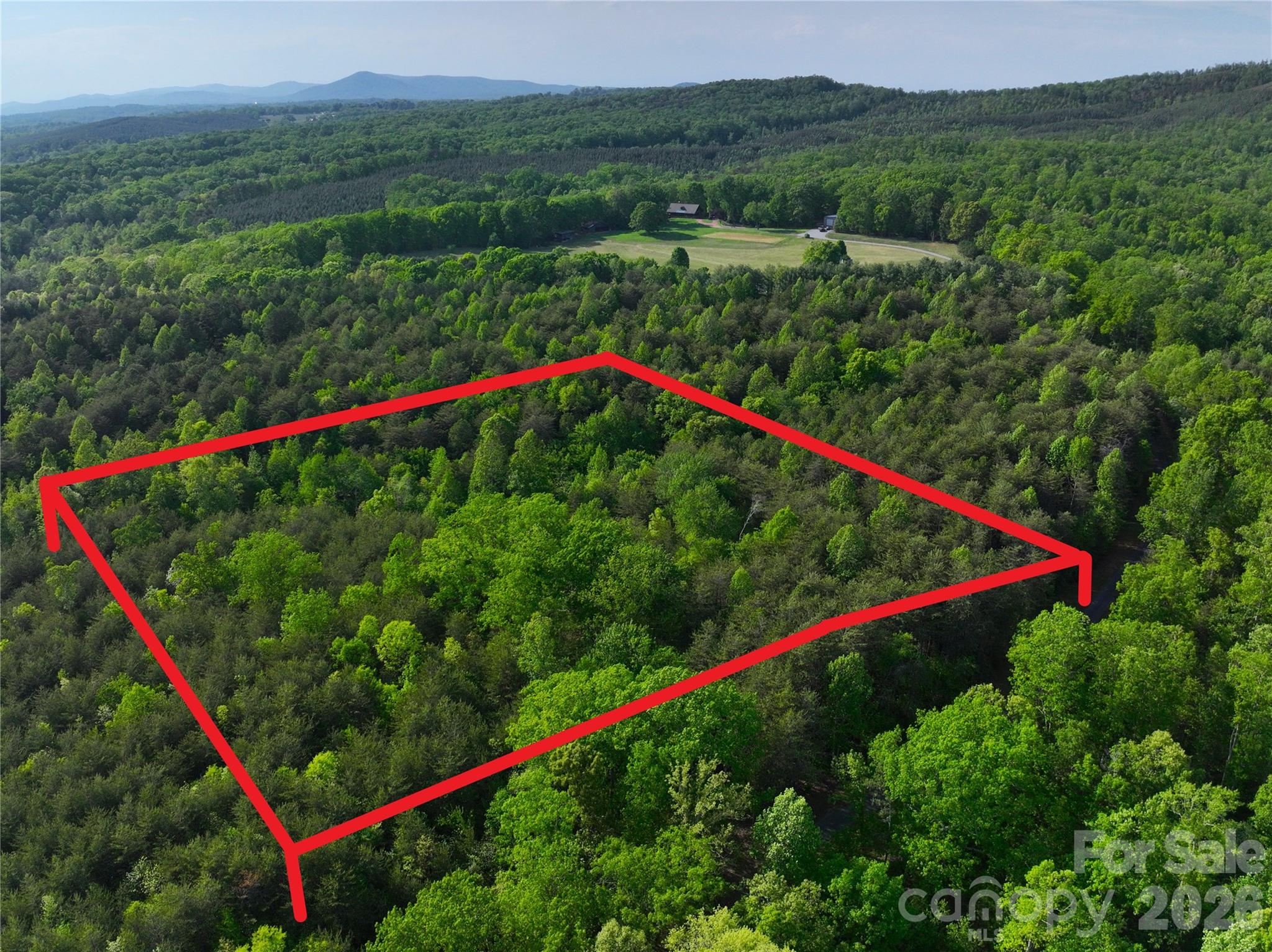 1585 Grand Oaks Lane Hickory NC 28602