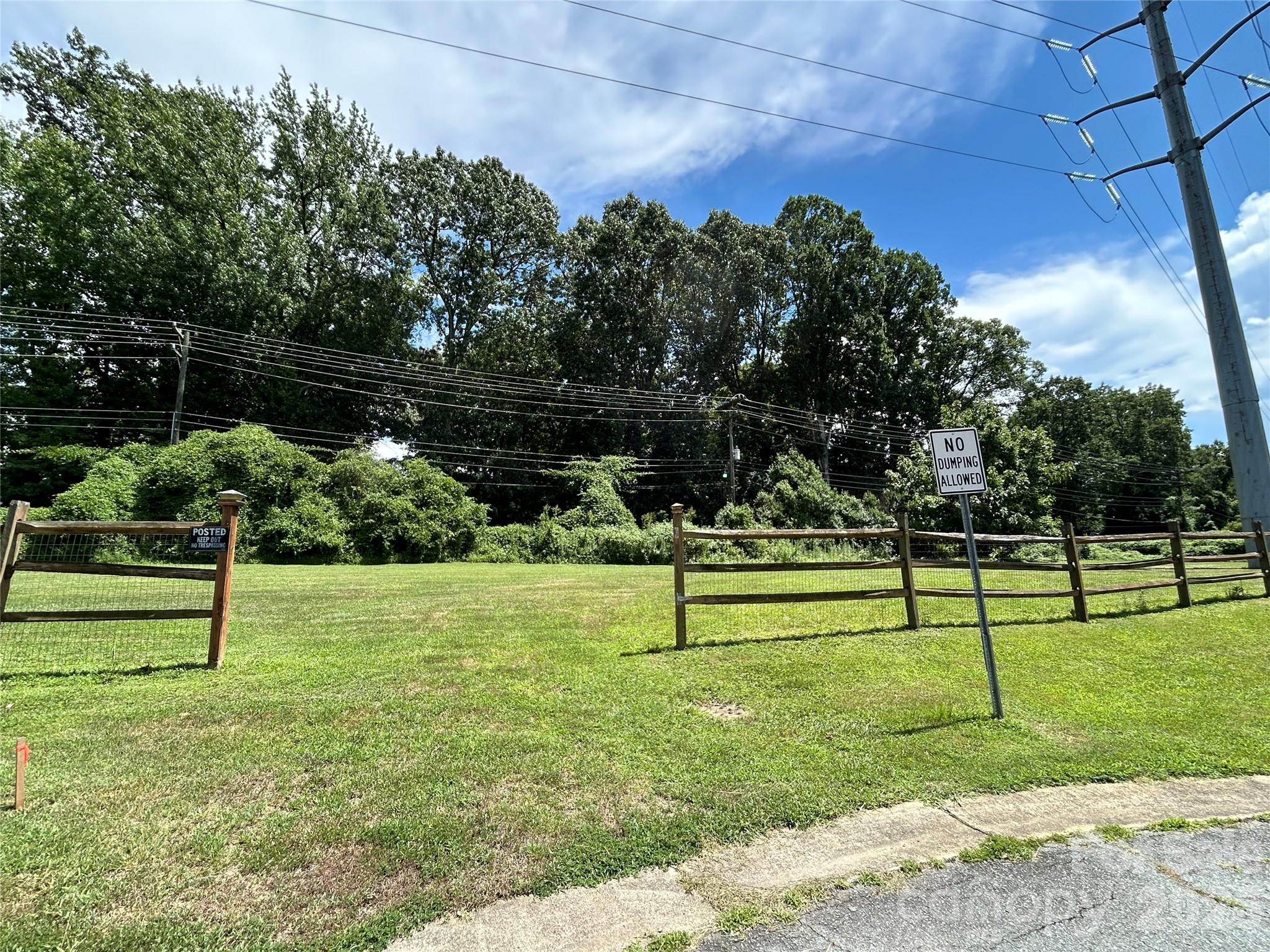 4914 Charleston Drive Charlotte NC 28212