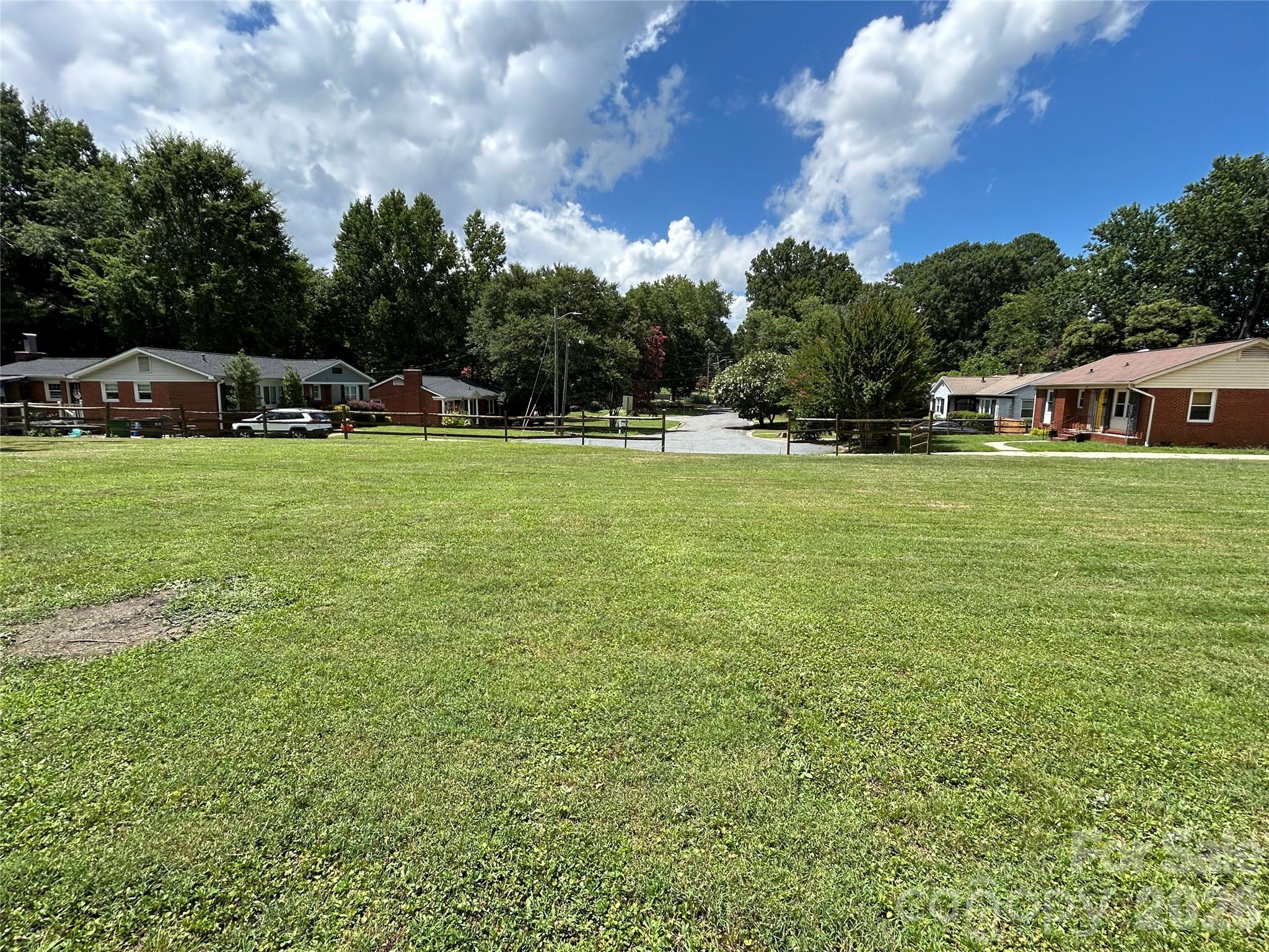 4914 Charleston Drive Charlotte NC 28212
