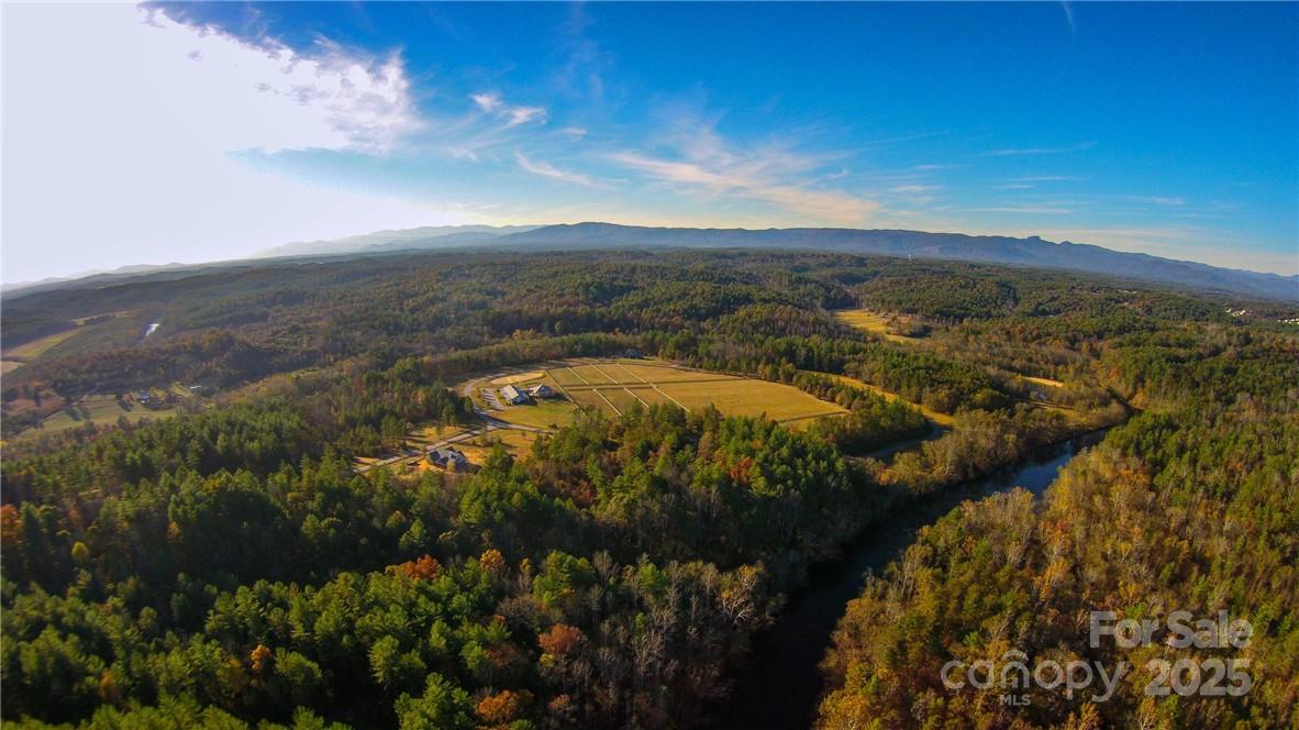2040 River Bend Lane Morganton NC 28655