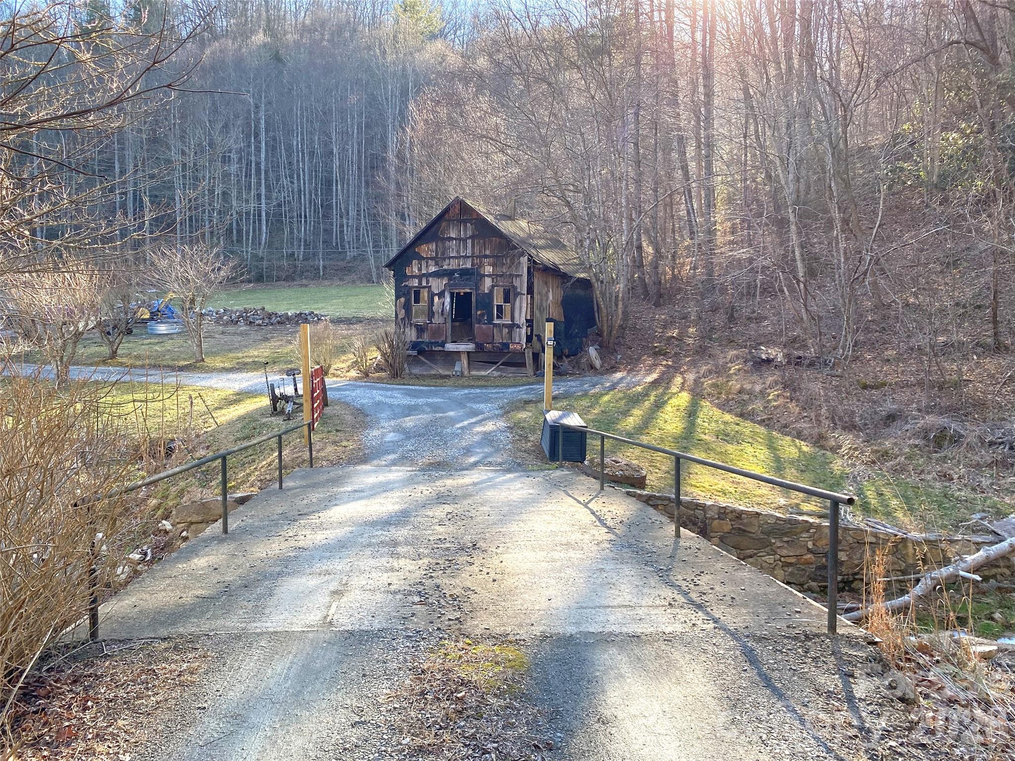 7385 Big Pine Road Marshall NC 28753