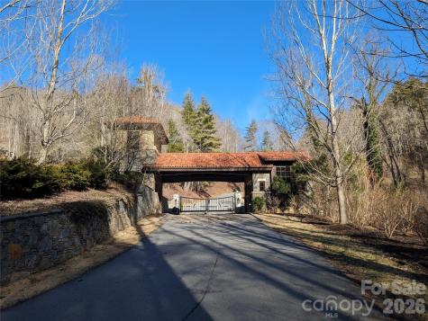 27 Bent Branch Lane Asheville NC 28804