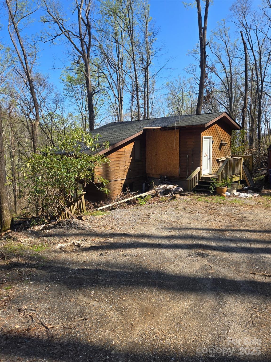 90 Weeping Cherry Forest Road Fairview NC 28730