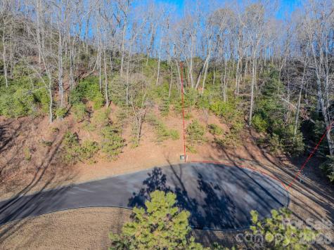 1647 Mills River Way Horse Shoe NC 28742