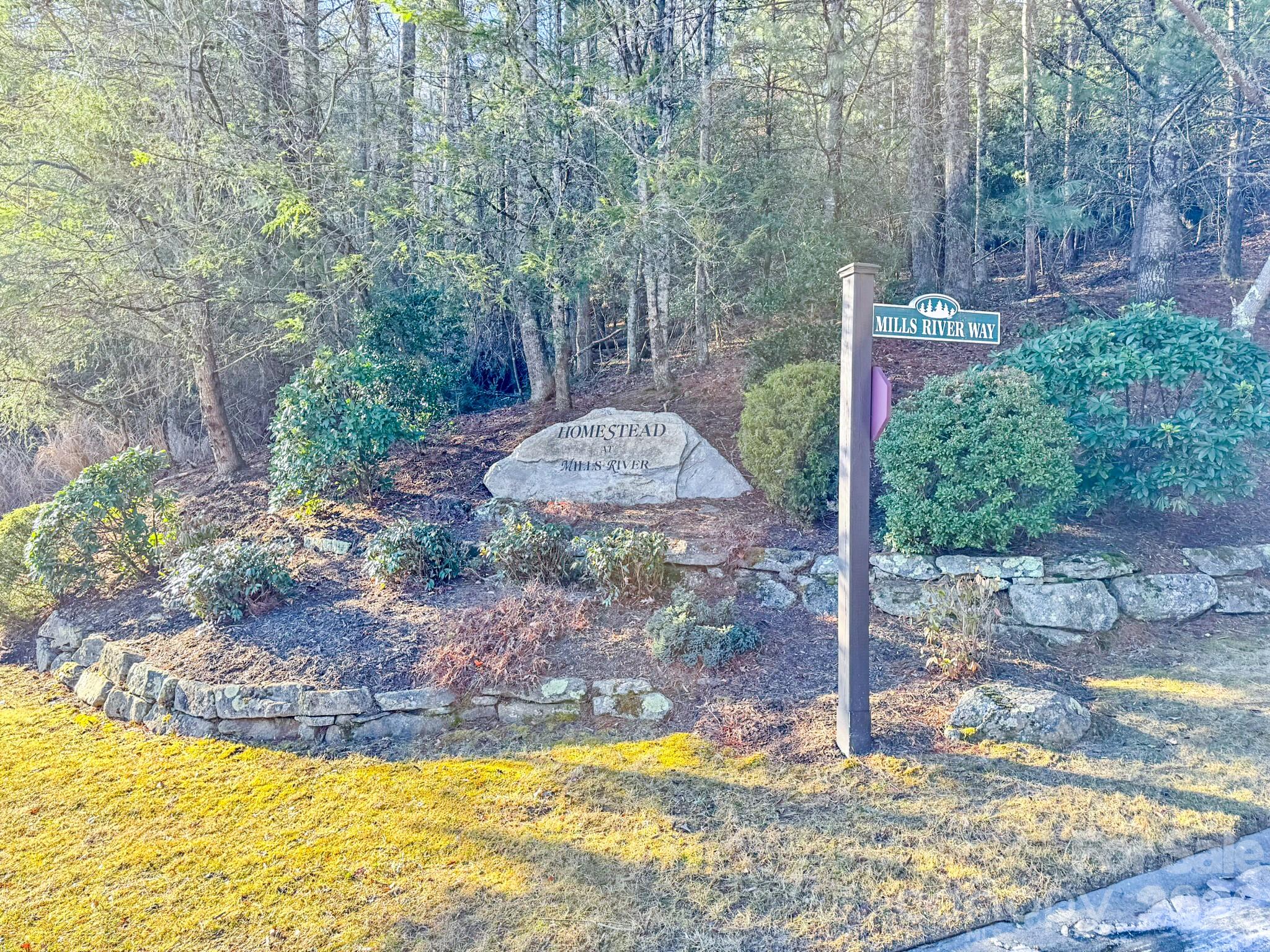 1647 Mills River Way Horse Shoe NC 28742