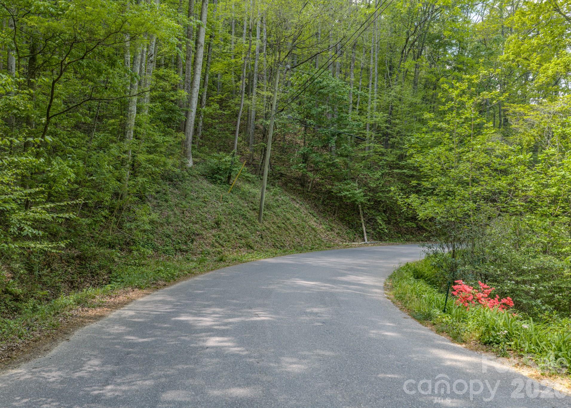 259 Mockingbird Road Swannanoa NC 28778