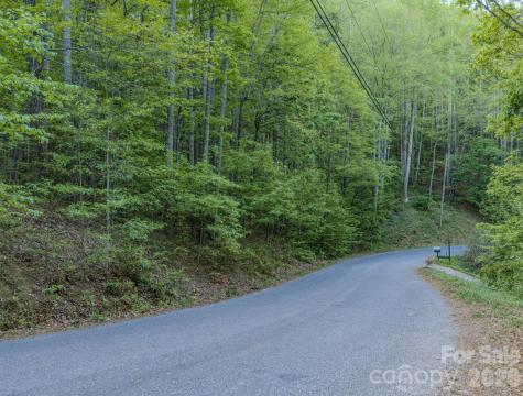 259 Mockingbird Road Swannanoa NC 28778
