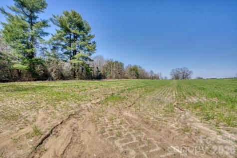 Tbd Mohican Trail Hendersonville NC 28726