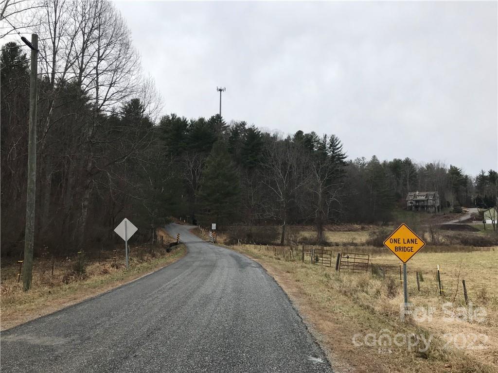 27 Eller Hollow Road Weaverville NC 28787
