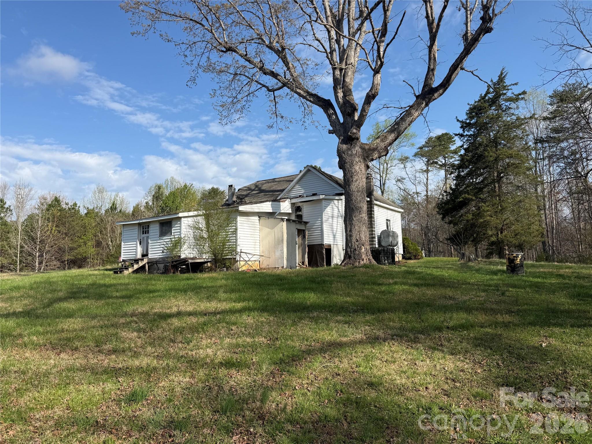 1164 Robert C Kellam Road Pinnacle NC 27043