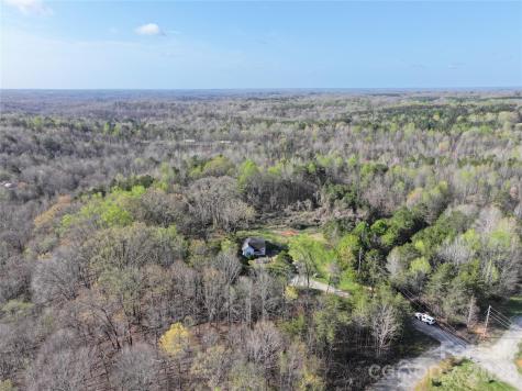 1164 Robert C Kellam Road Pinnacle NC 27043