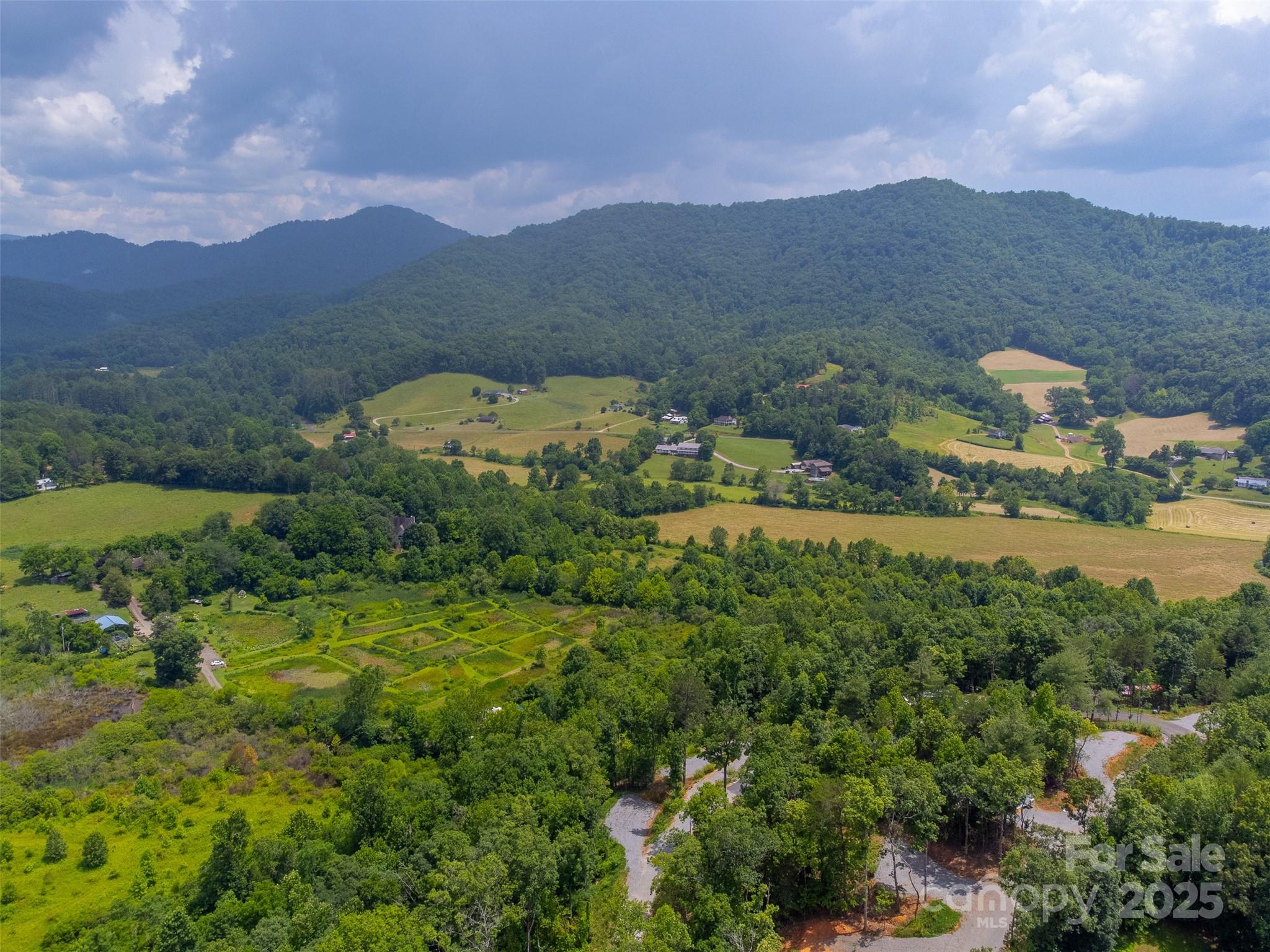 9999 Kimberly Lane Franklin NC 28734