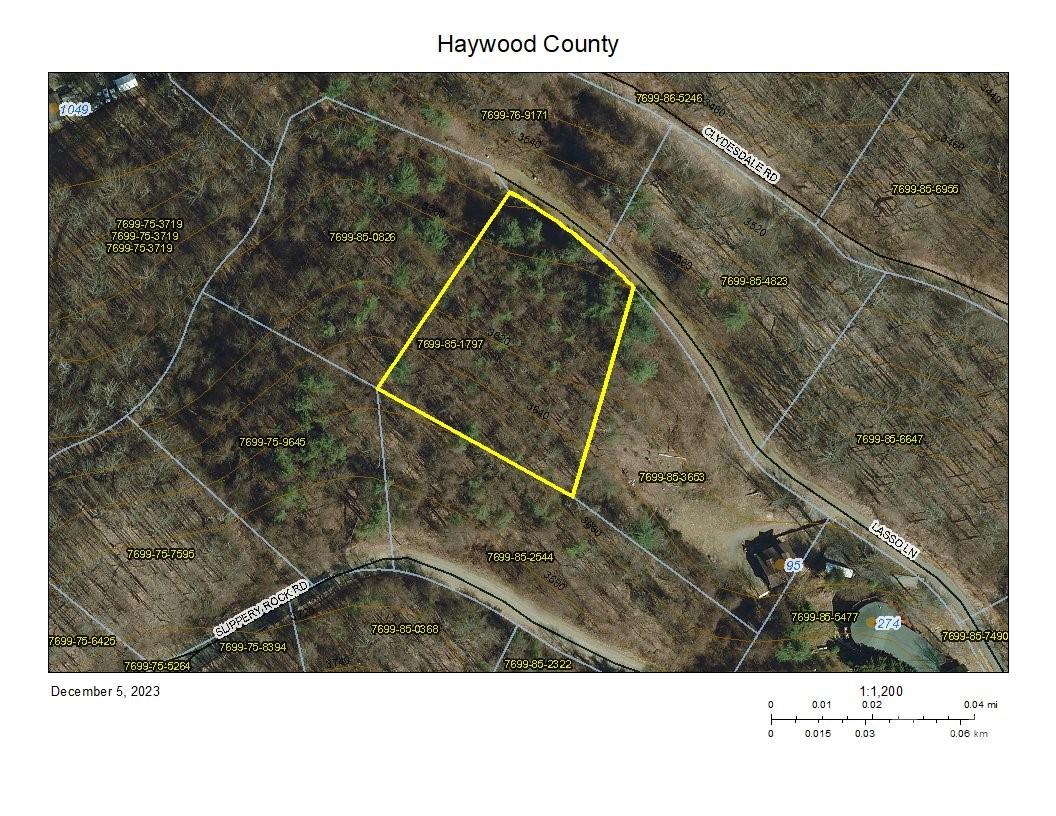 125 Lasso Lane Waynesville NC 28785