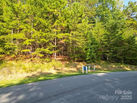222 Mallard Drive New London NC 28127