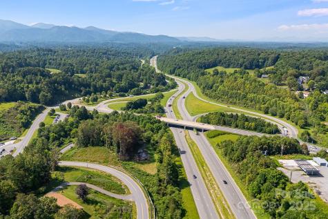1672 Crossroads Parkway Mars Hill NC 28754