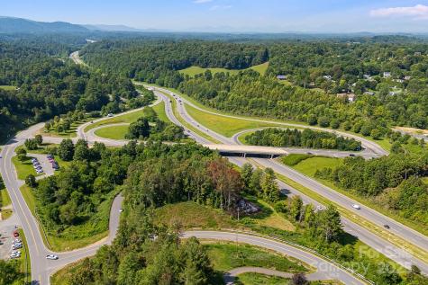 1672 Crossroads Parkway Mars Hill NC 28754
