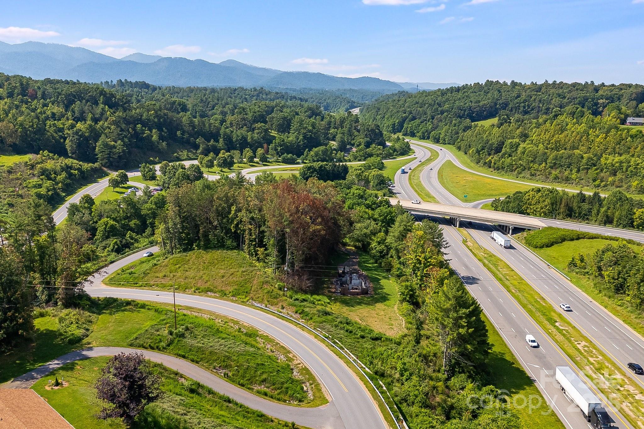 1672 Crossroads Parkway Mars Hill NC 28754