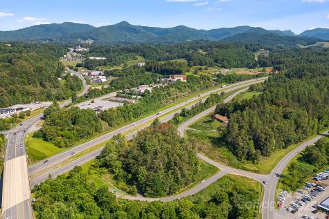 1672 Crossroads Parkway Mars Hill NC 28754