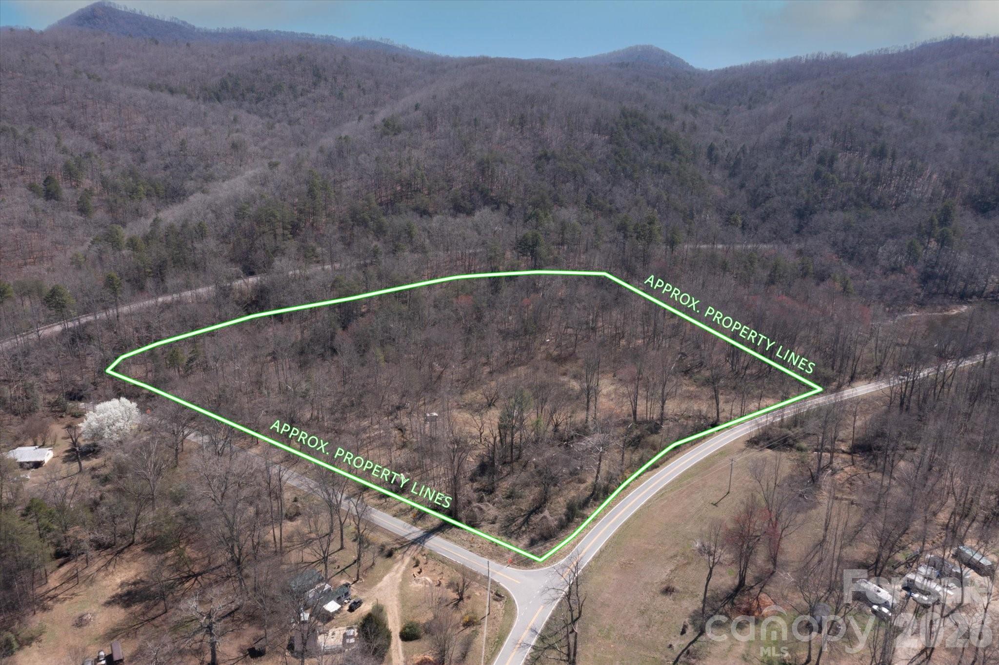 1739 Polly Spout Road Marion NC 28752