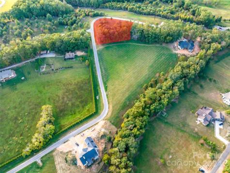 365 Chukar Way Fletcher NC 28732